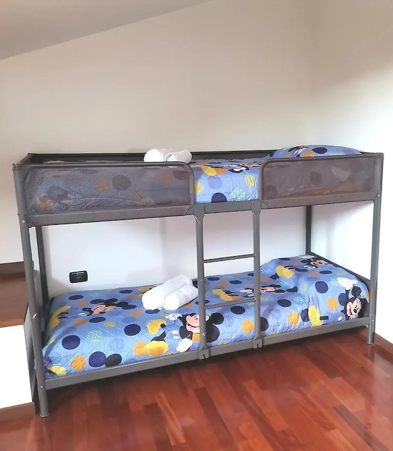 Appartamento Casa di Vika Volta Barozzo 0*,  Italia