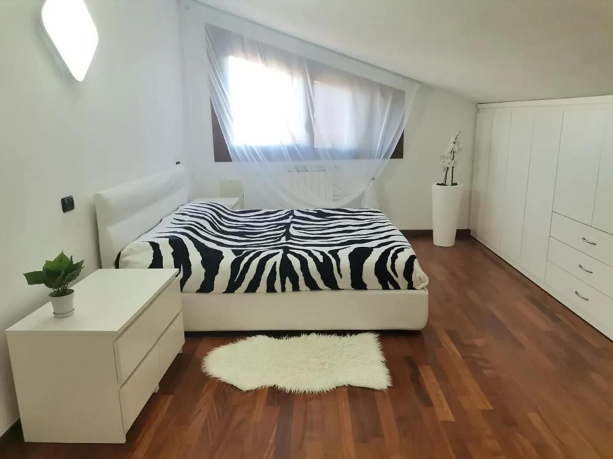 Casa Di Vika Apartment Volta Barozzo